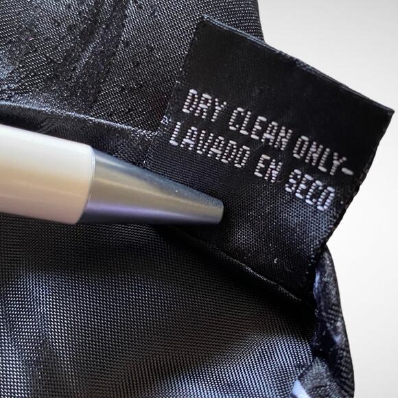 Pooh Disney Winnie the Pooh and Friends Tie - Picture 10 of 10